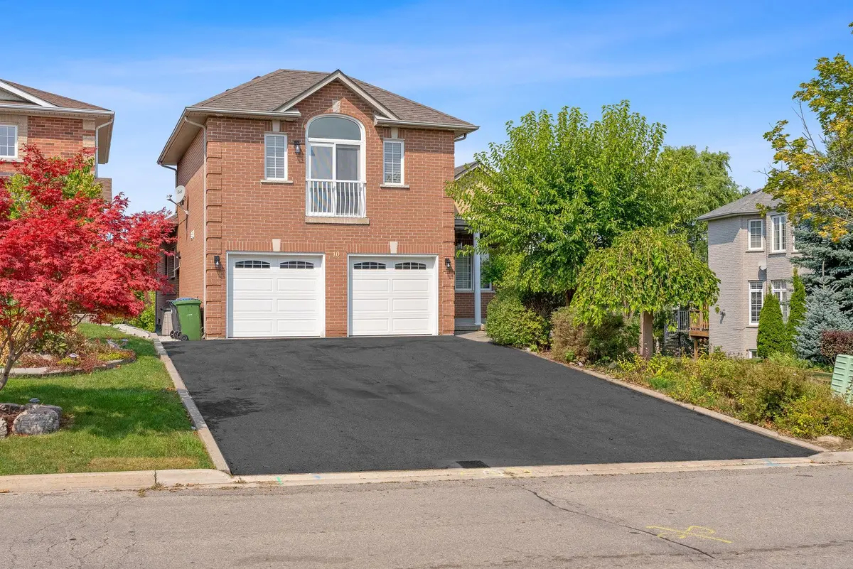 10 RIVERWOOD TER, Caledon, ON L7E 1S1