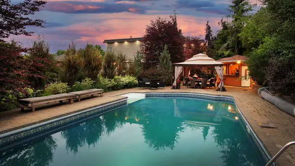 788 Woodland Acres CRES, Vaughan, ON L6A 1G2