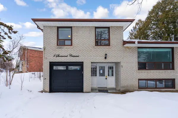1 Stanwood CRES, Toronto W05, ON M9M 1Z8