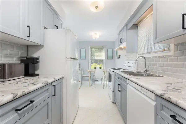 86 Princess ST, East Gwillimbury, ON L0G 1M0