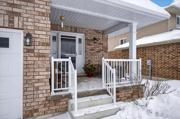 16 Ethan LN, Asphodel-norwood, ON K0L 2V0