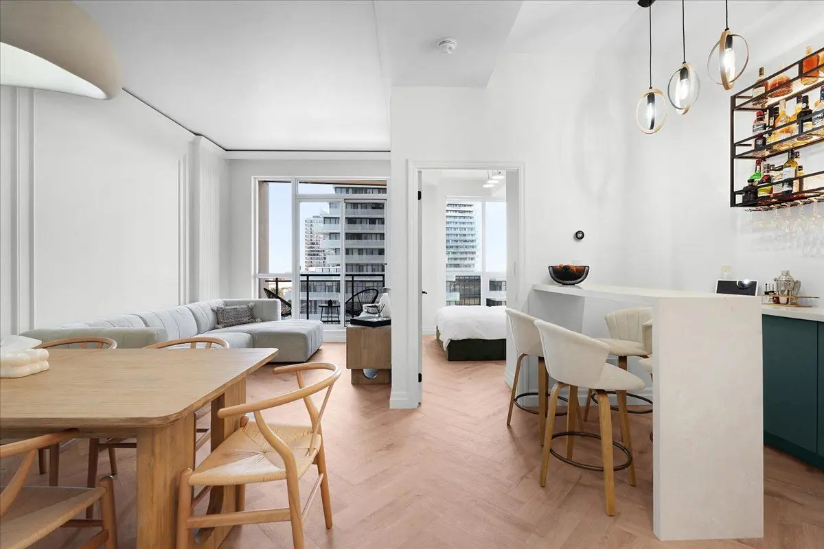 4011 Brickstone Mews #621, Mississauga, ON L5B 0J7