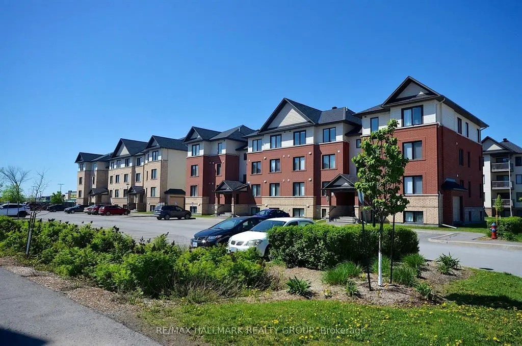 205 BLUESTONE Private #2, Orleans - Cumberland And Area, ON K4A 0X7