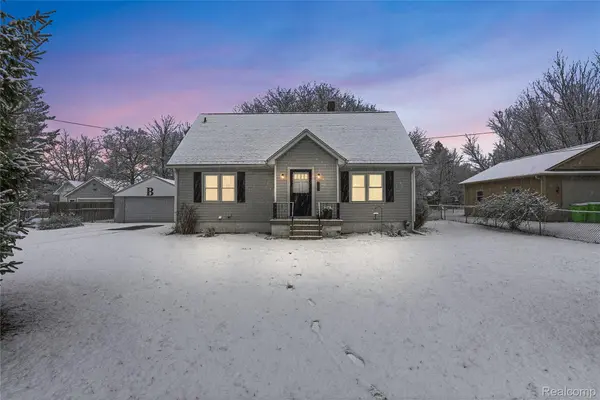 845 Olive ST, Oxford Charter Township, MI 48371