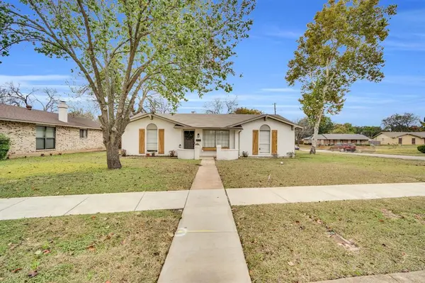 1226 Acton Court,  Duncanville,  TX 75137