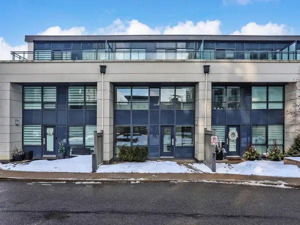 24 Woodstream BLVD #112, Vaughan, ON L4L 8C4