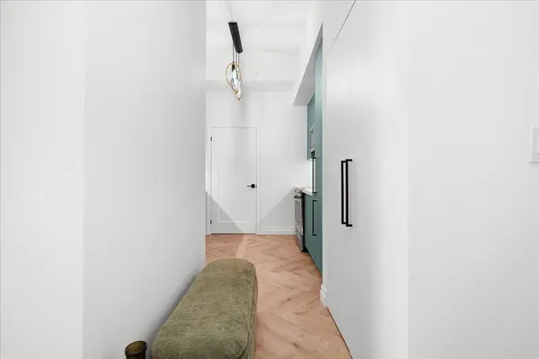 4011 Brickstone Mews #621, Mississauga, ON L5B 0J7