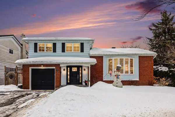 51 Westpark DR,  Blackburn Hamlet,  ON K1B 3G4