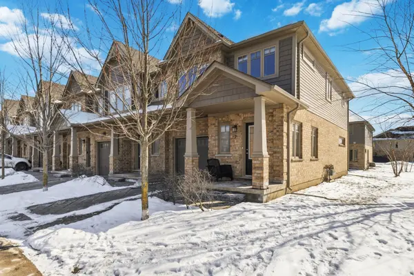 1924 CEDARHOLLOW BLVD #7, London North, ON N5X 0K3