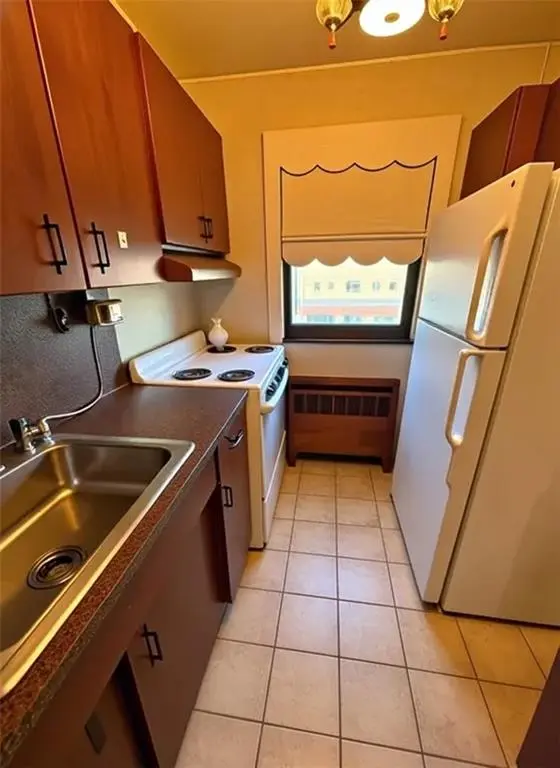 81-09 156th AVE #5, Queens, NY 11414