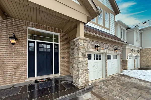 3314 Mintwood CIR, Oakville, ON L6H 0N6