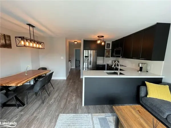 162 SETTLERS WAY #37, Blue Mountains, ON L9Y 0M4