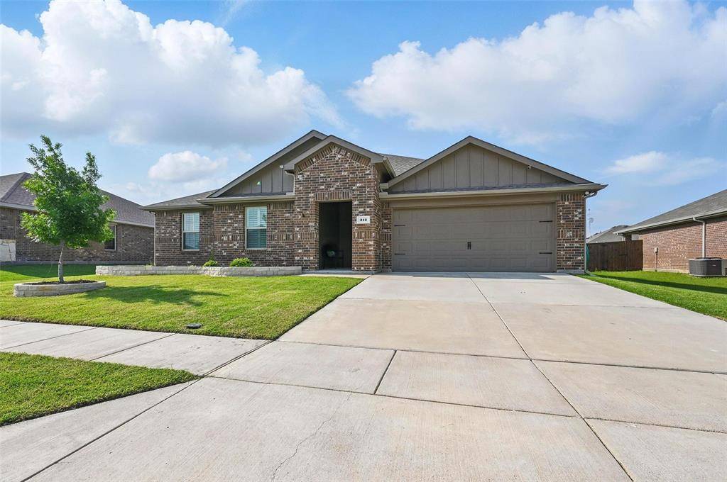 312 Duke Court, Fate, TX 75189