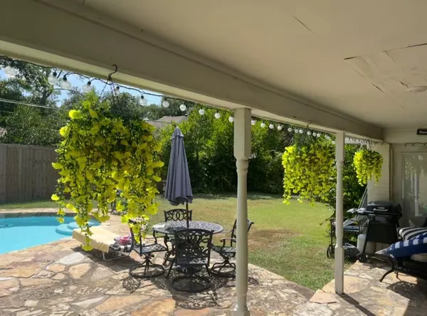 Dallas, TX 75229,4048 Shady Hill Drive