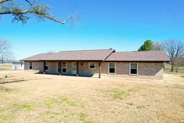 Alba, TX 75410,4868 FM 17 #A & B