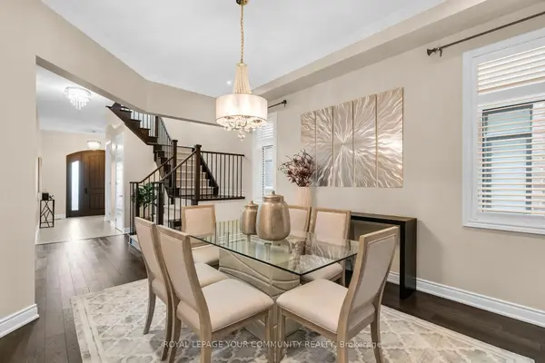 8 King BLVD, King, ON L7B 0P4