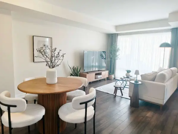 2 Westmeath LN #2104, Markham, ON L6B 1N5