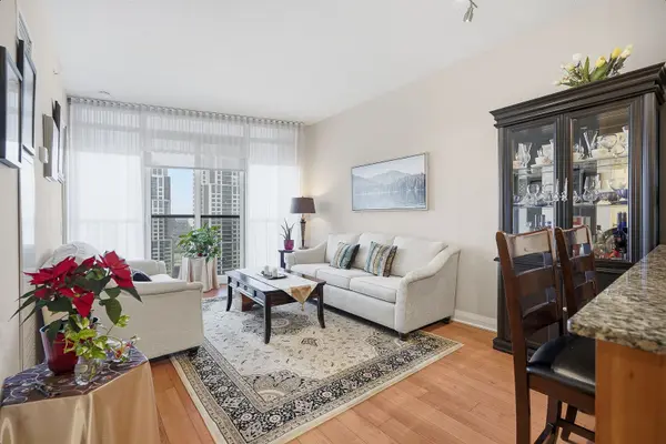 1 Valhalla Inn RD #2006, Toronto W08, ON M9B 1S9