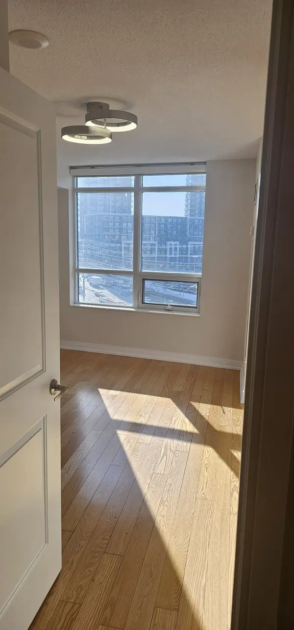 330 Burnhamthorpe RD W #604, Mississauga, ON L5B 0E1