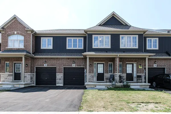 28 Zoe LN, Hamilton, ON L0R 1C0