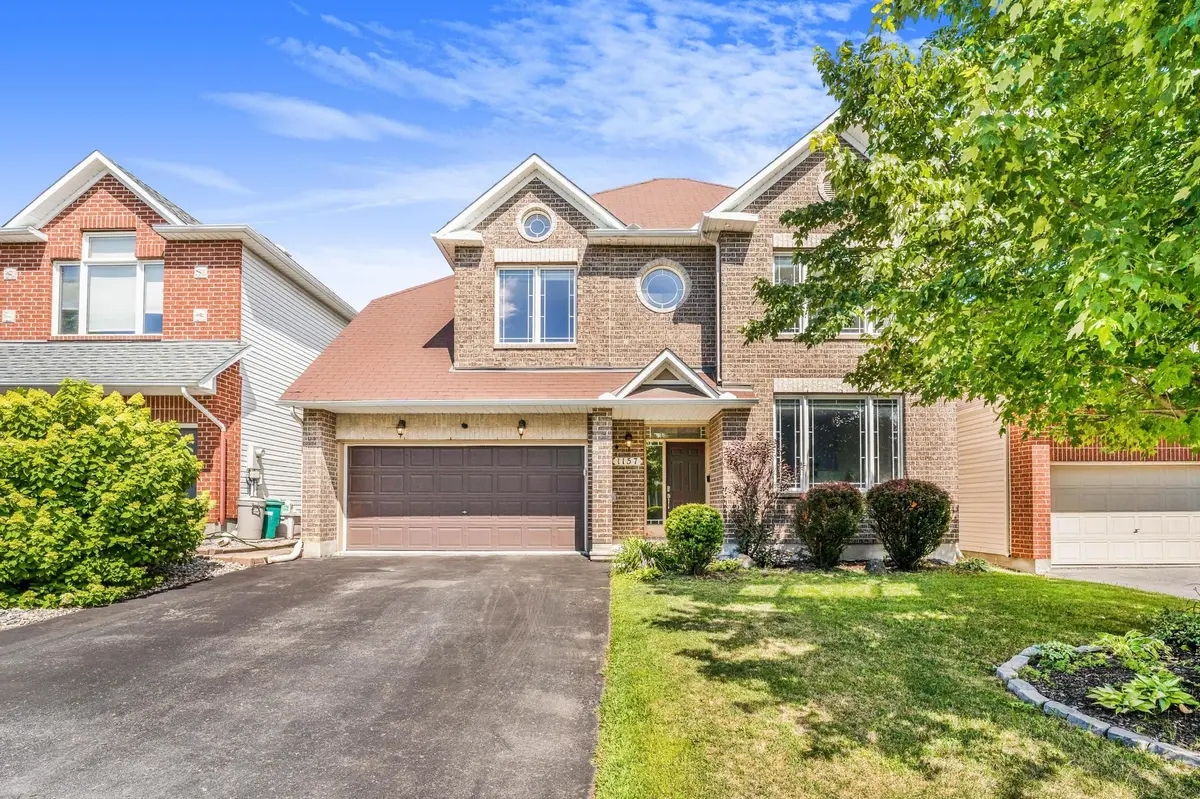 1157 Elmlea DR, Beacon Hill North - South And Area, ON K1J 6W1
