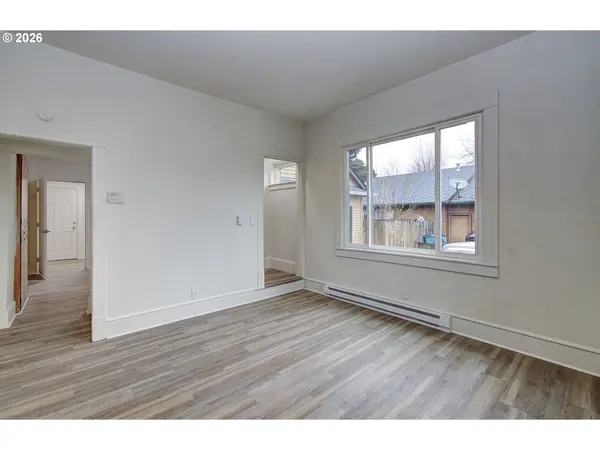 4002 NE 64TH AVE, Vancouver, WA 98661