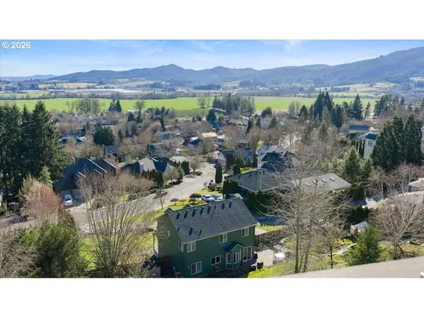 Forest Grove, OR 97116,387 JESSICA DR