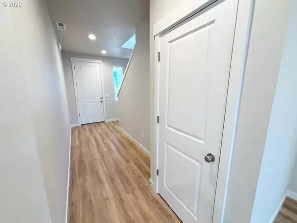 Lafayette, OR 97127,1545 N Young ST