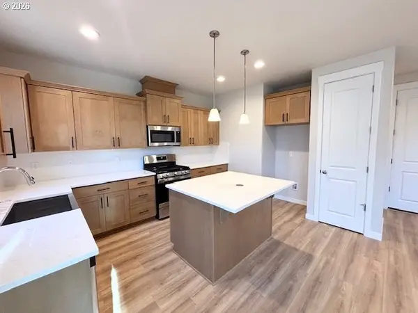 1545 N Young ST, Lafayette, OR 97127