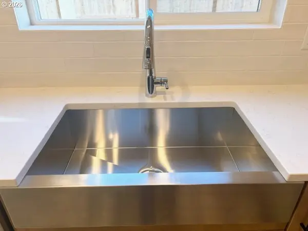 1545 N Young ST, Lafayette, OR 97127