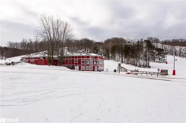 80 Horseshoe BLVD ##G01, Oro-medonte, ON L4M 4Y8