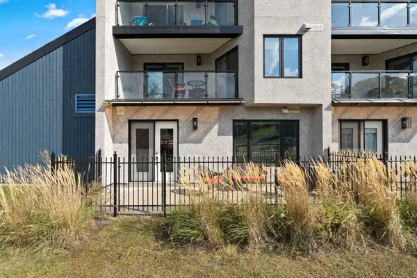 80 Horseshoe BLVD ##G01, Oro-medonte, ON L4M 4Y8