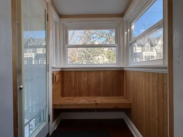 126 Sixteenth ST, Toronto W06, ON M8V 3K1