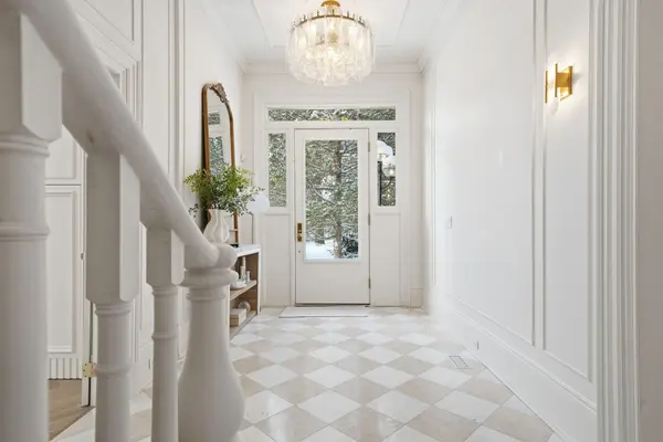 346 Picton Main ST, Prince Edward County, ON K0K 2T0