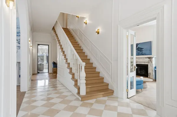 346 Picton Main ST, Prince Edward County, ON K0K 2T0