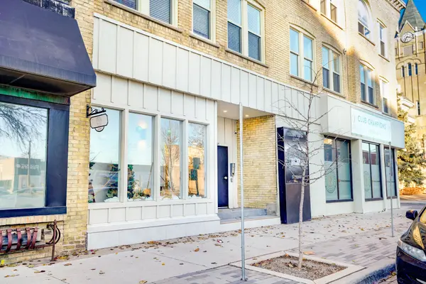 537 Talbot ST #1, St. Thomas, ON N5P 1C3