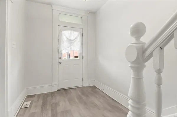 650 Armour RD, Peterborough, ON K9H 1Z4