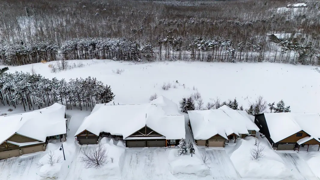 54 Landscape DR, Oro-medonte, ON L0L 2L0