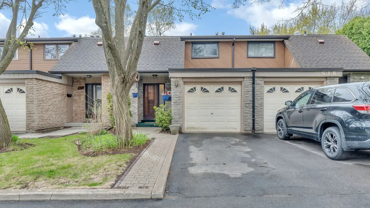 616 Forestwood CRES, Burlington, ON L7L 4K5