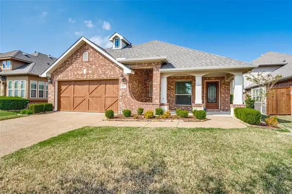 817 Lighthouse Lane, Savannah, TX 76227