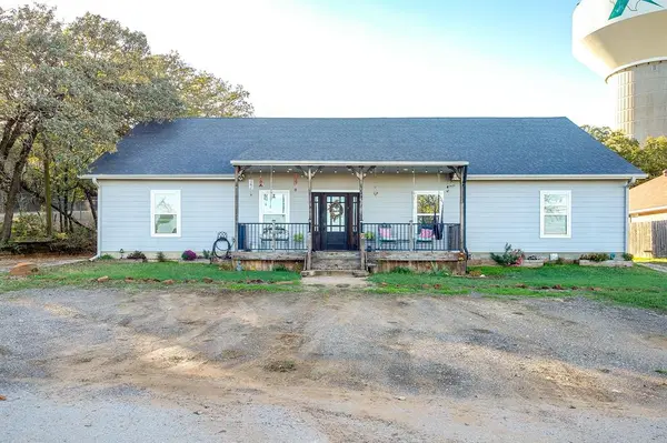 428 Gail Drive, Kennedale, TX 76060