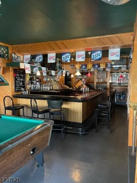 400 Seaton Ave, Roselle Park Boro, NJ 07204