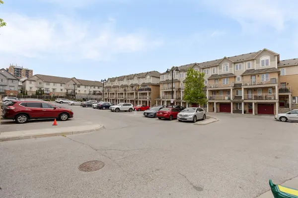 70 Abela LN, Ajax, ON L1T 0M9