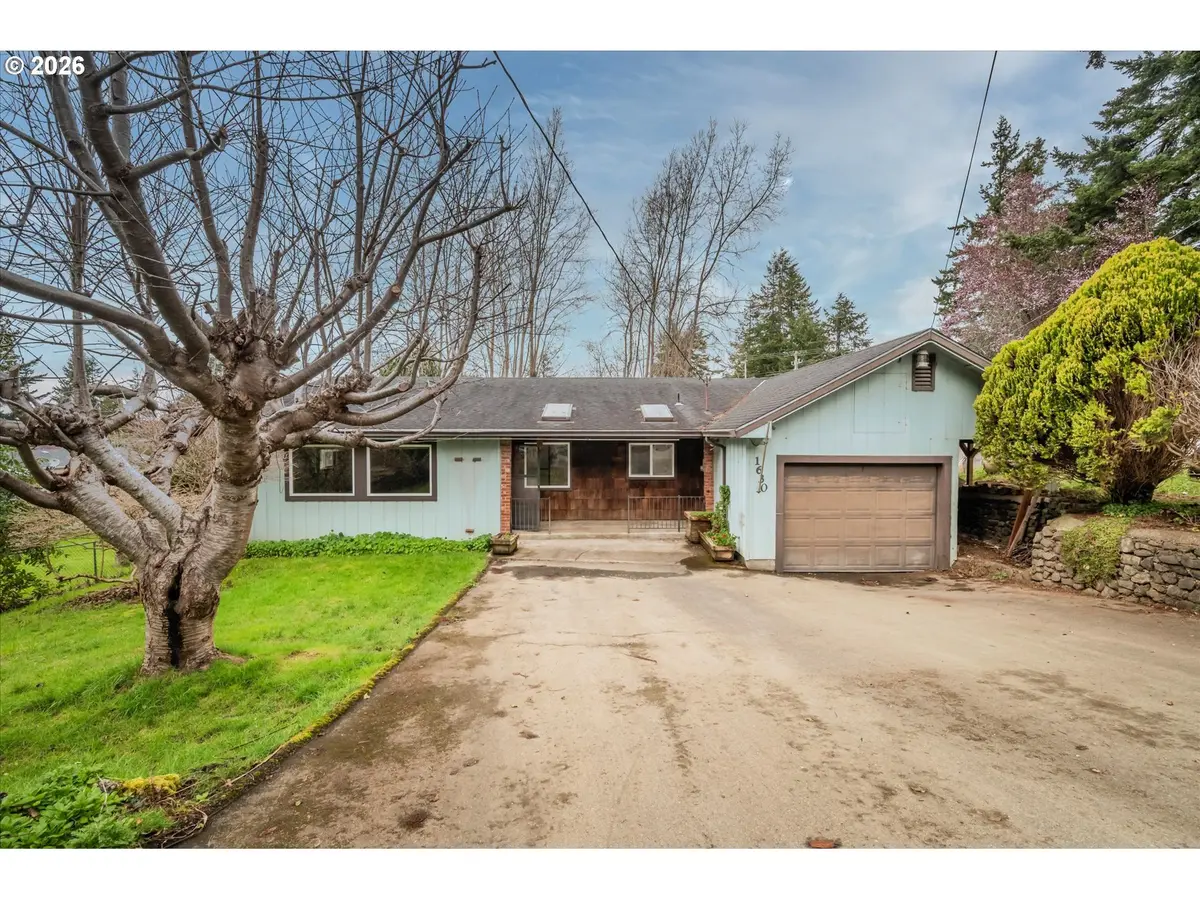 1630 UNDERWOOD AVE, Coos Bay, OR 97420