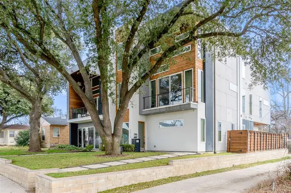 4616 Manett Street, Dallas, TX 75204