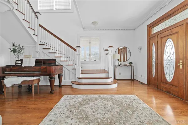 4059 Lowry RD, Goode, VA 24556