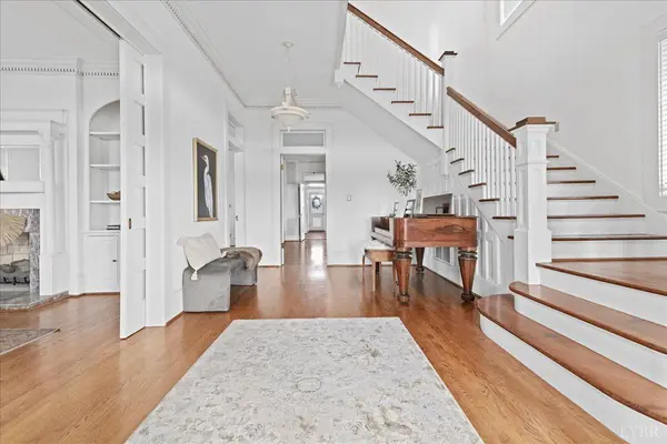 4059 Lowry RD, Goode, VA 24556