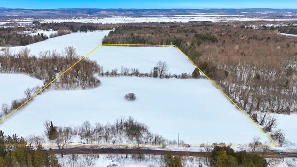 1859 Greenlane RD, Champlain, ON K0B 1K0