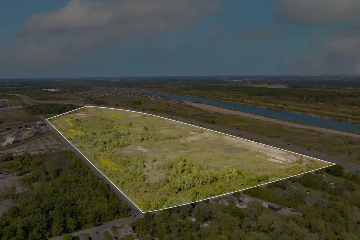 546 BROWN RD, Welland, ON L3B 5N4