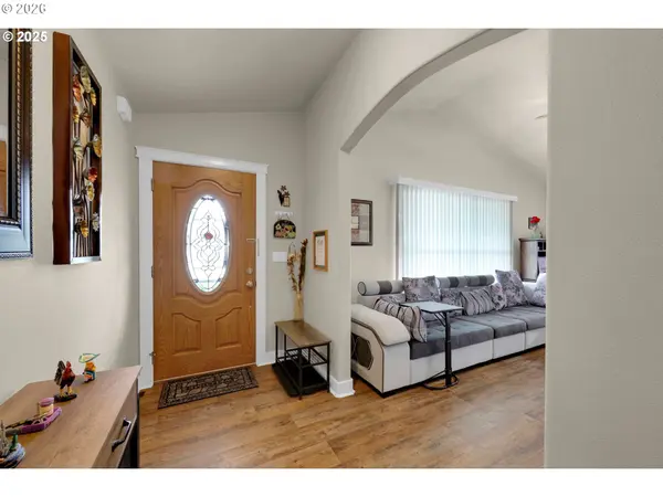 25246 CORKY LN, Veneta, OR 97487